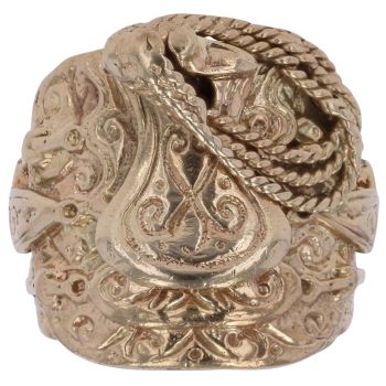 9ct Yellow Gold Patterned Saddle Ring