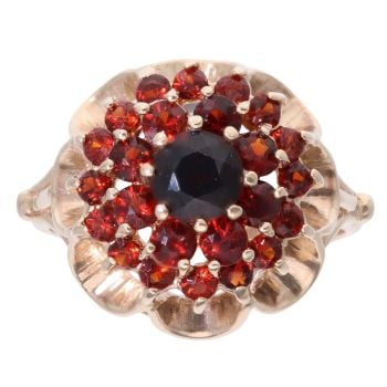 9ct Yellow Gold Garnet Cluster Ring