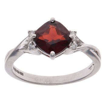 9ct White Gold 0.05ct Diamond and Garnet Single Stone Ring