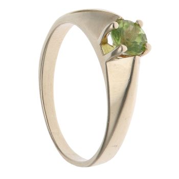 9ct Yellow Gold Peridot Single Stone Ring