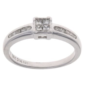 18ct White Gold 0.25ct Princess And Brilliant Cut Diamond Cluster Ring
