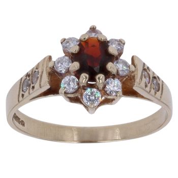 9ct Yellow Gold Cubic Zirconia and Garnet Cluster Ring