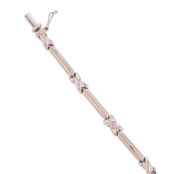 9ct White Gold Cubic Zirconia Fancy Bracelet 7"