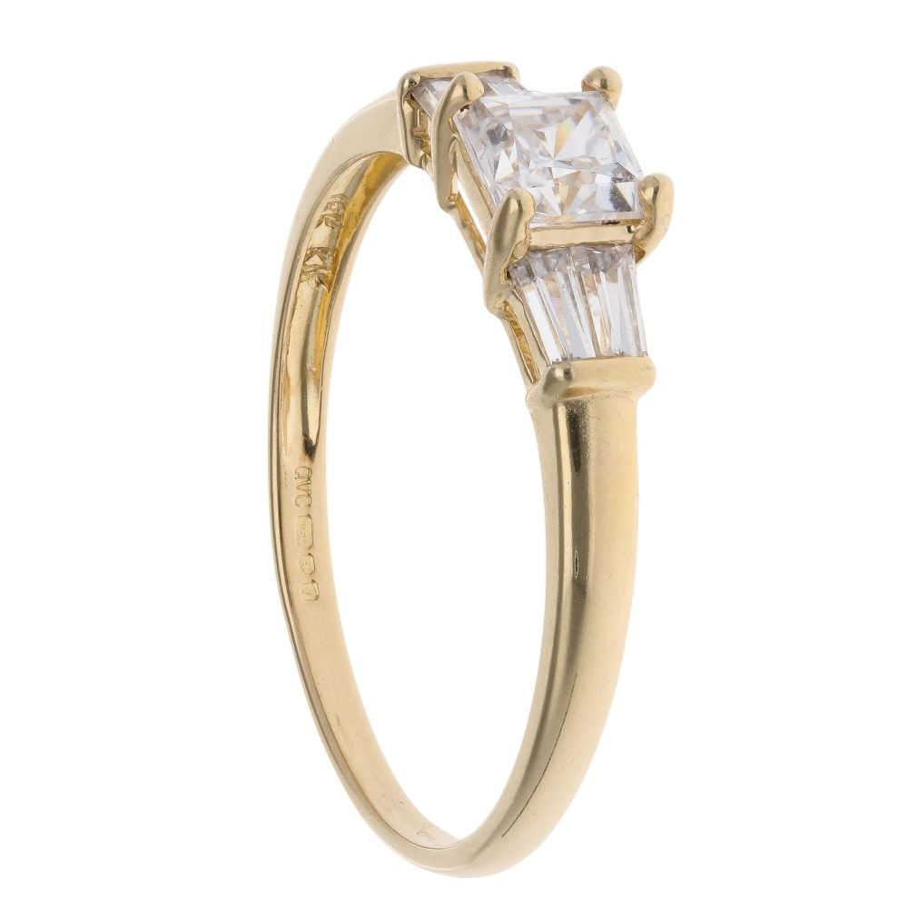 18ct Yellow Gold Cubic Zirconia Ring