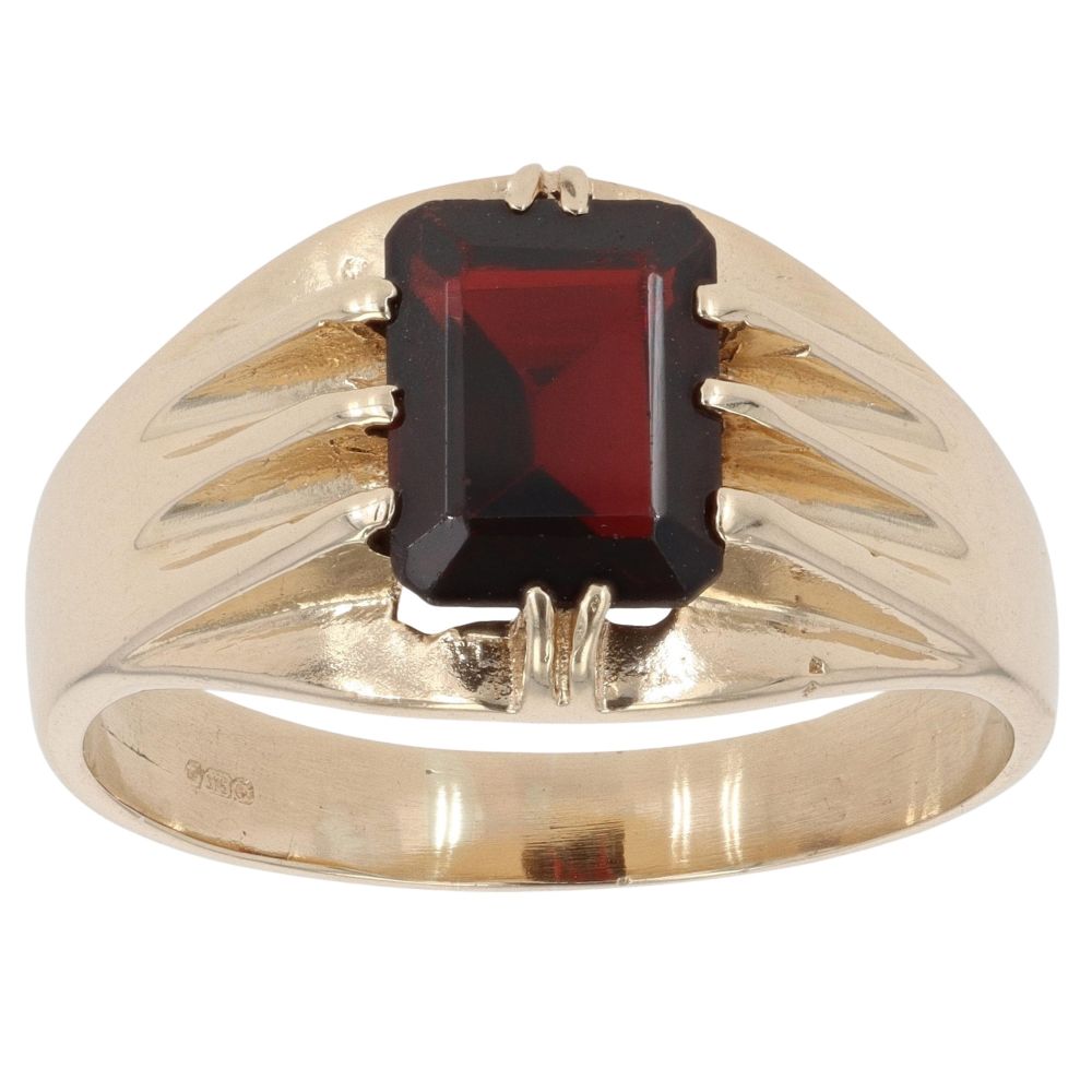 9ct Yellow Gold Garnet Signet Ring RAMS140352855014 | Ramsdens Jewellery