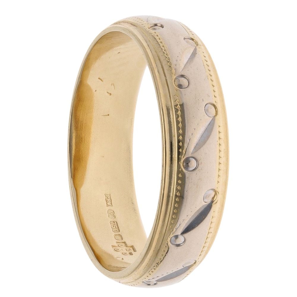18ct Yellow and White Gold Patterned Wedding Ring 4.9mm