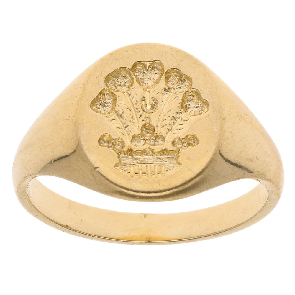 Welsh Design Gold Rings 18ct Yellow Gold Welsh Feathers Signet Ring RAMS720364303004 | Ramsdens ...