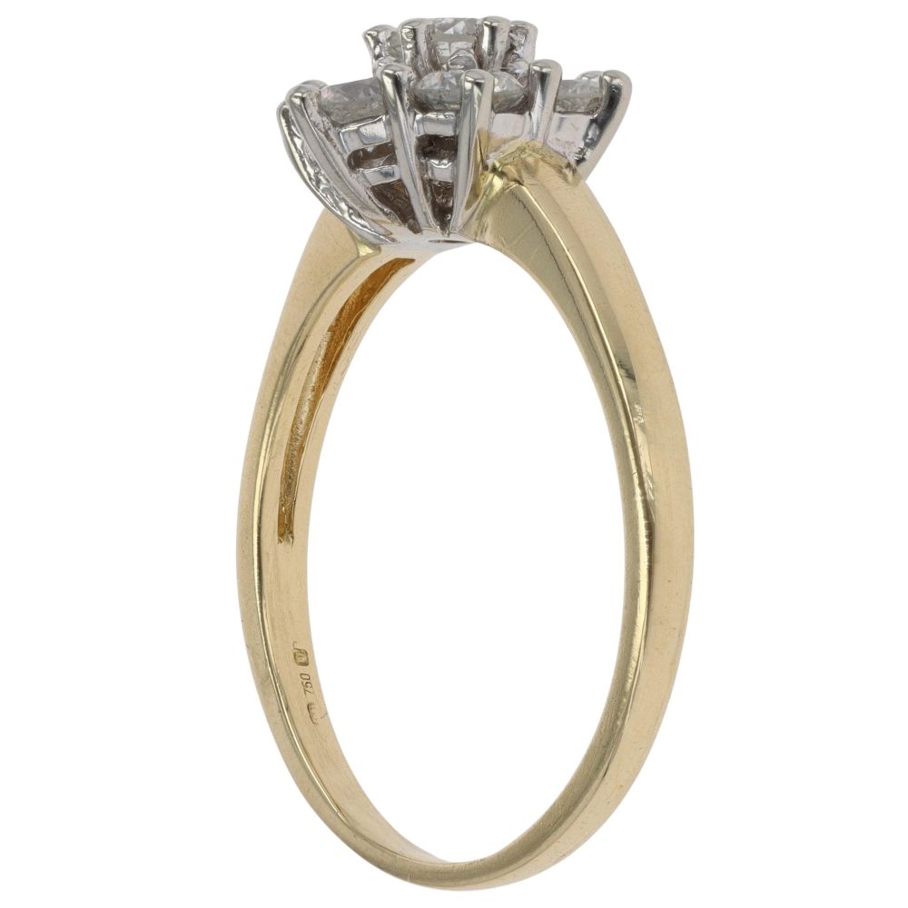 18ct Yellow Gold 1.10ct Brilliant Cut Diamond Cluster Ring