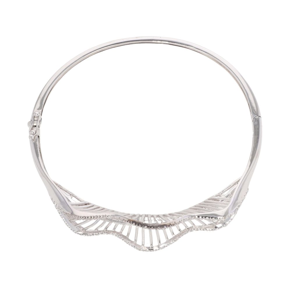 18ct White Gold Cubic Zirconia Hinged Plain Bangle