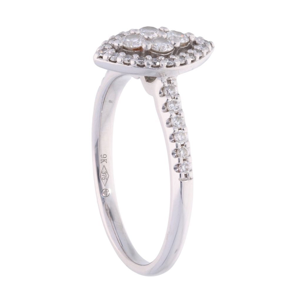9ct White Gold 0.34ct Diamond Cluster Ring