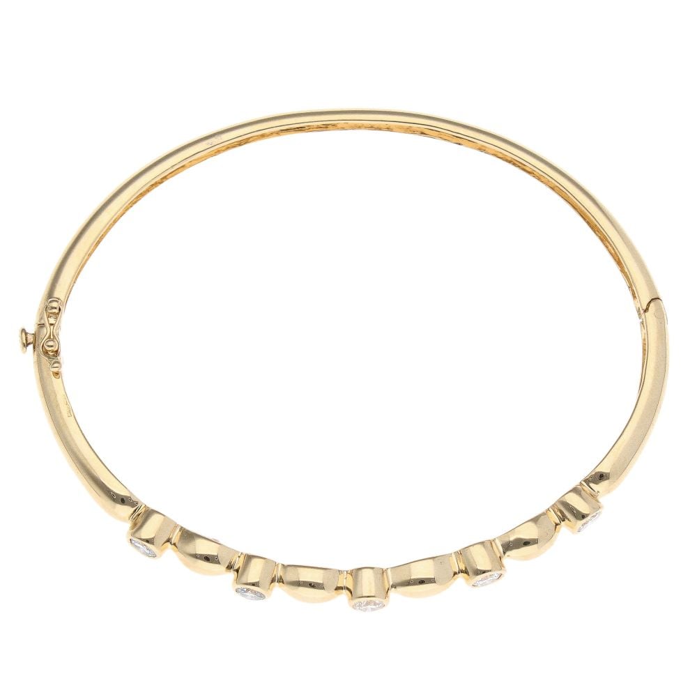 18ct Yellow Gold 0.65ct Diamond Hinged Bangle
