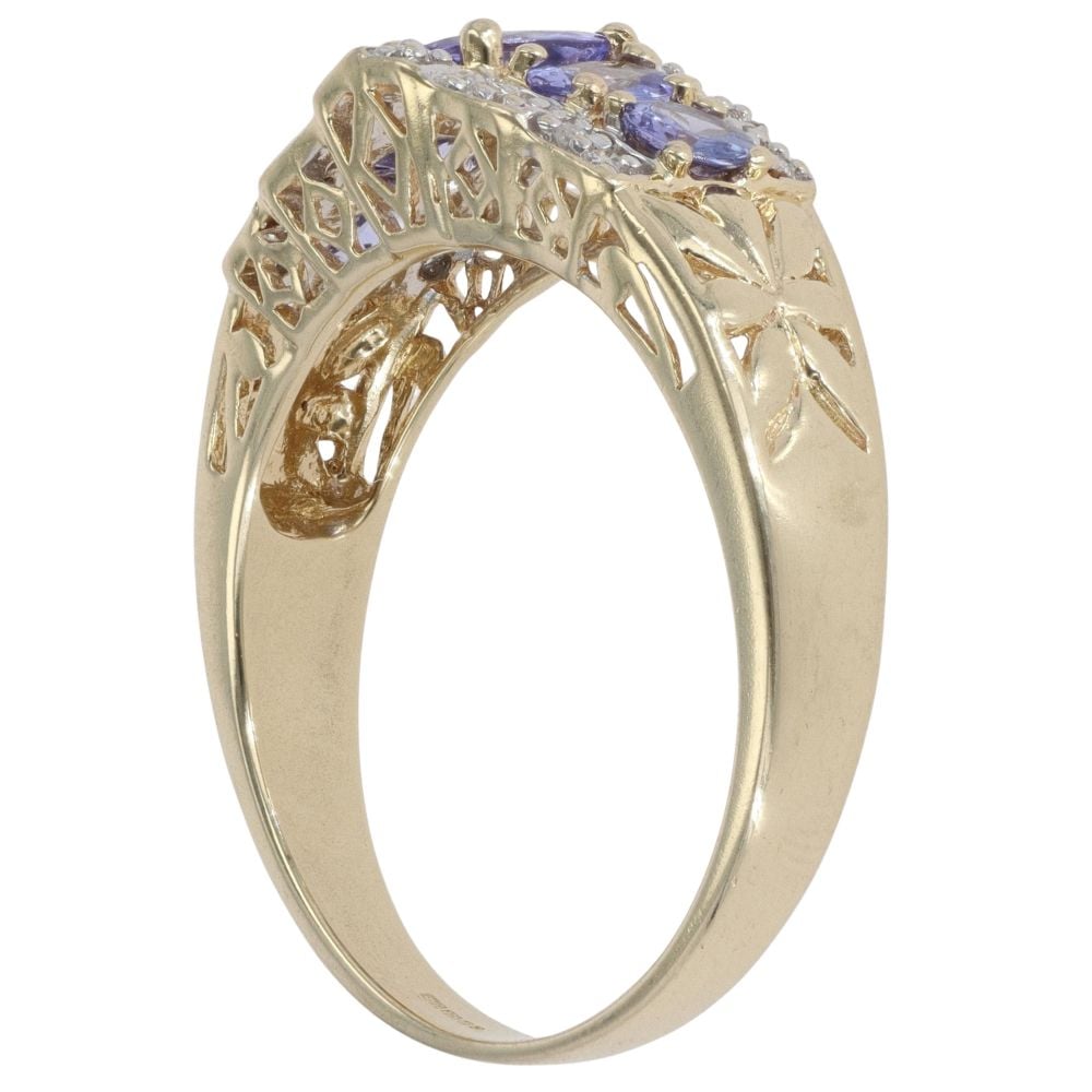 9ct Yellow Gold 0.10ct Diamond And Tanzanite Ring