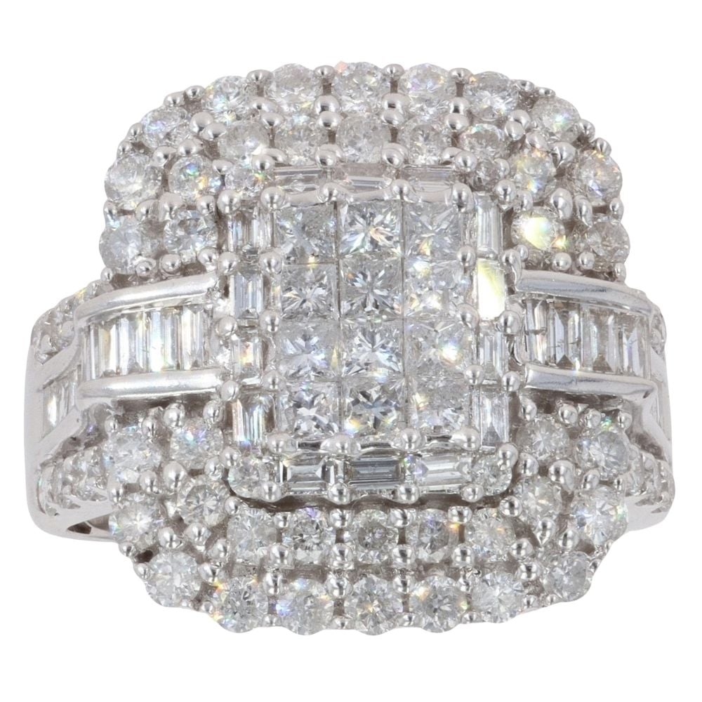 18ct White Gold 2.00ct Brilliant And Baguette Cut Diamond Cluster Ring