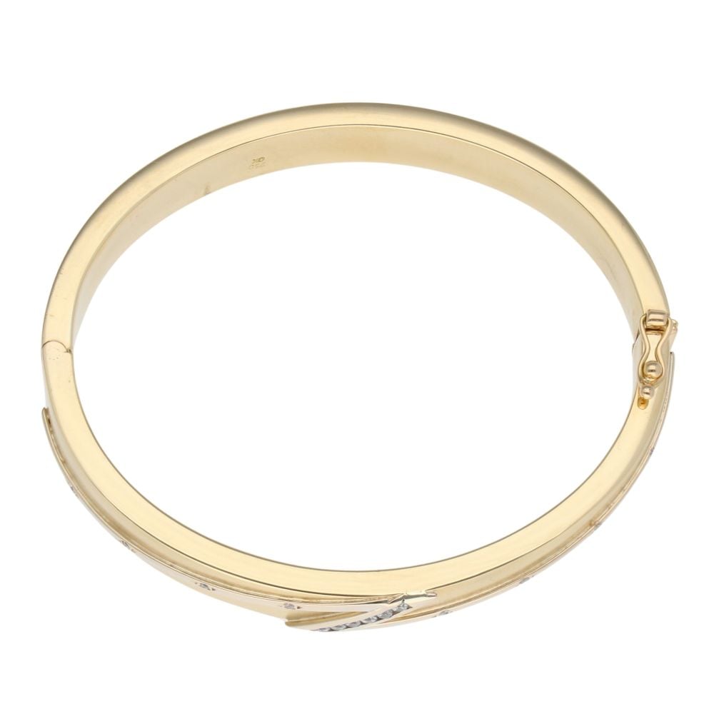 18ct Yellow And White Gold Cubic Zirconia Hinged Bangle